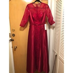 Never worn. Couldn’t return;  so selling it.